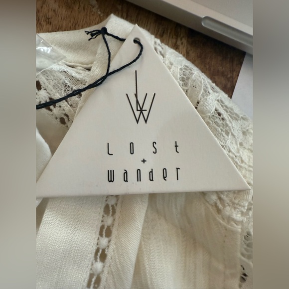 NWT. Lost & Wander Boho Long Lace Sleeve White Mini Dress. Size Medium - Picture 16 of 16